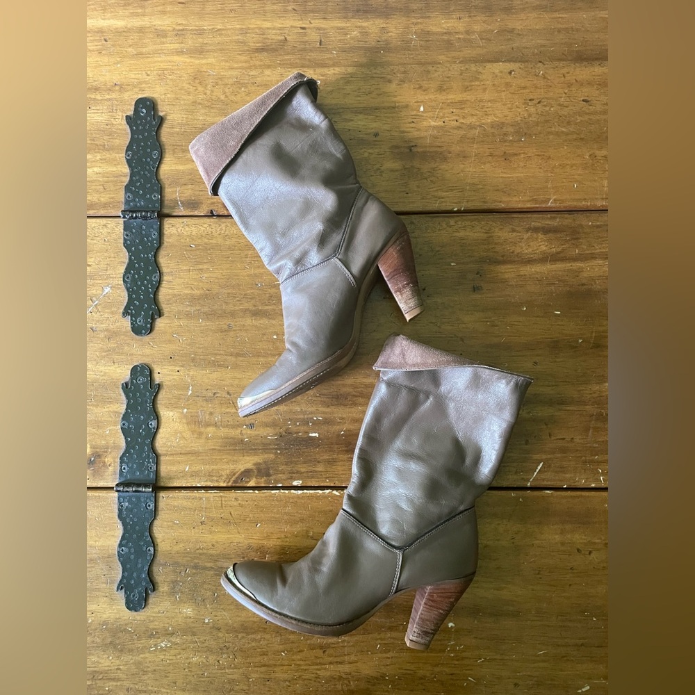 Dingo Brown Heeled Boots